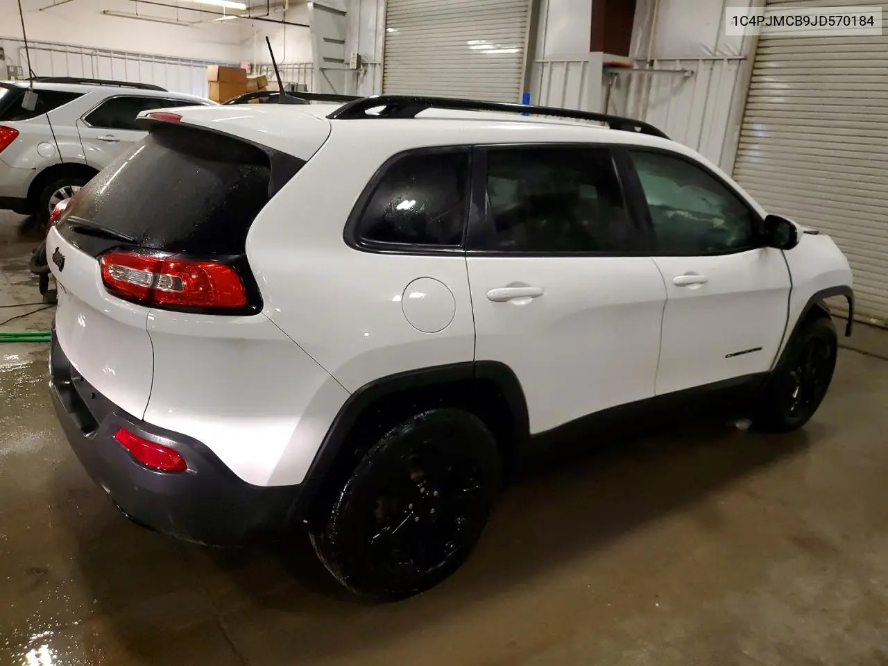 2018 JEEP CHEROKEE VIN 1C4PJMCB9JD570184 — фото 3
