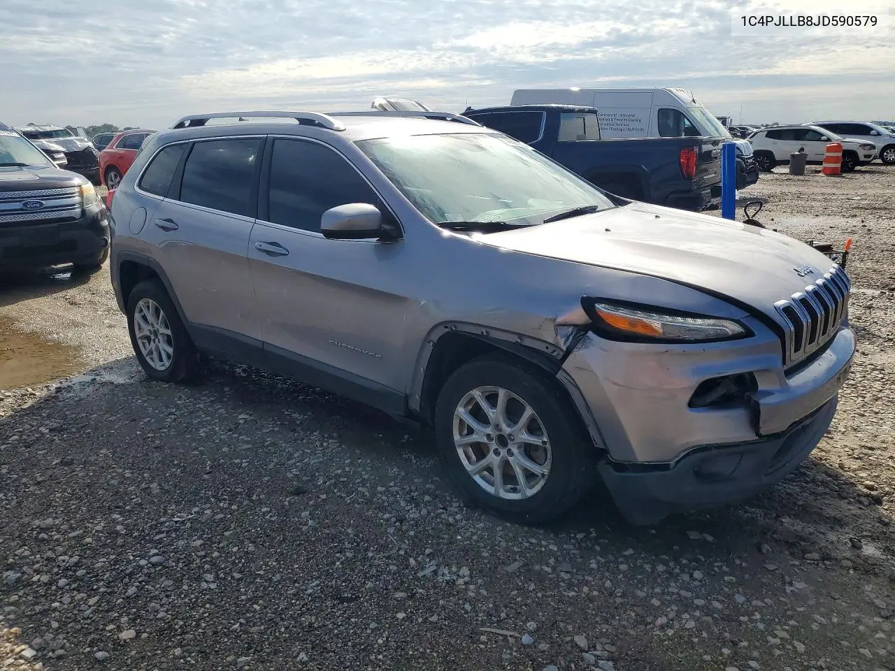 2018 JEEP CHEROKEE VIN 1C4PJLLB8JD590579 — фото 4