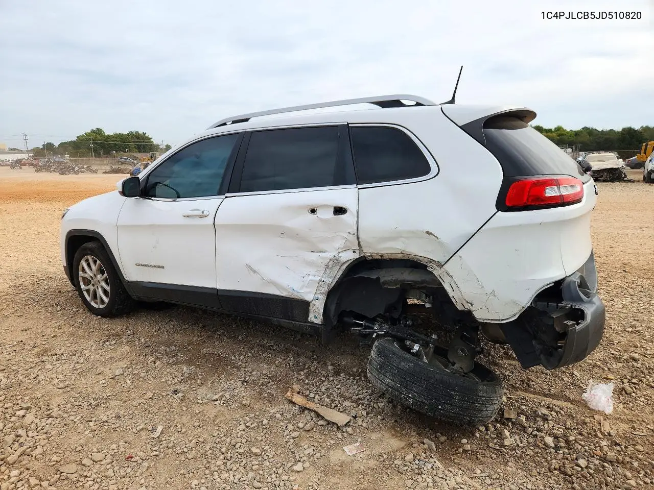 2018 JEEP CHEROKEE VIN 1C4PJLCB5JD510820 — фото 2