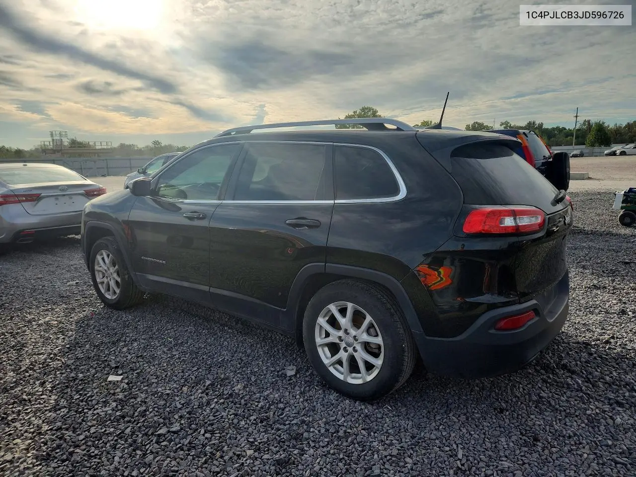 2018 JEEP CHEROKEE VIN 1C4PJLCB3JD596726 — фото 2