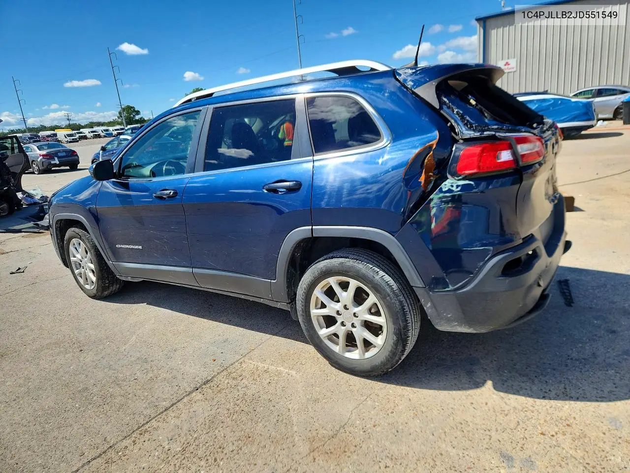2018 JEEP CHEROKEE VIN 1C4PJLLB2JD551549 — фото 2