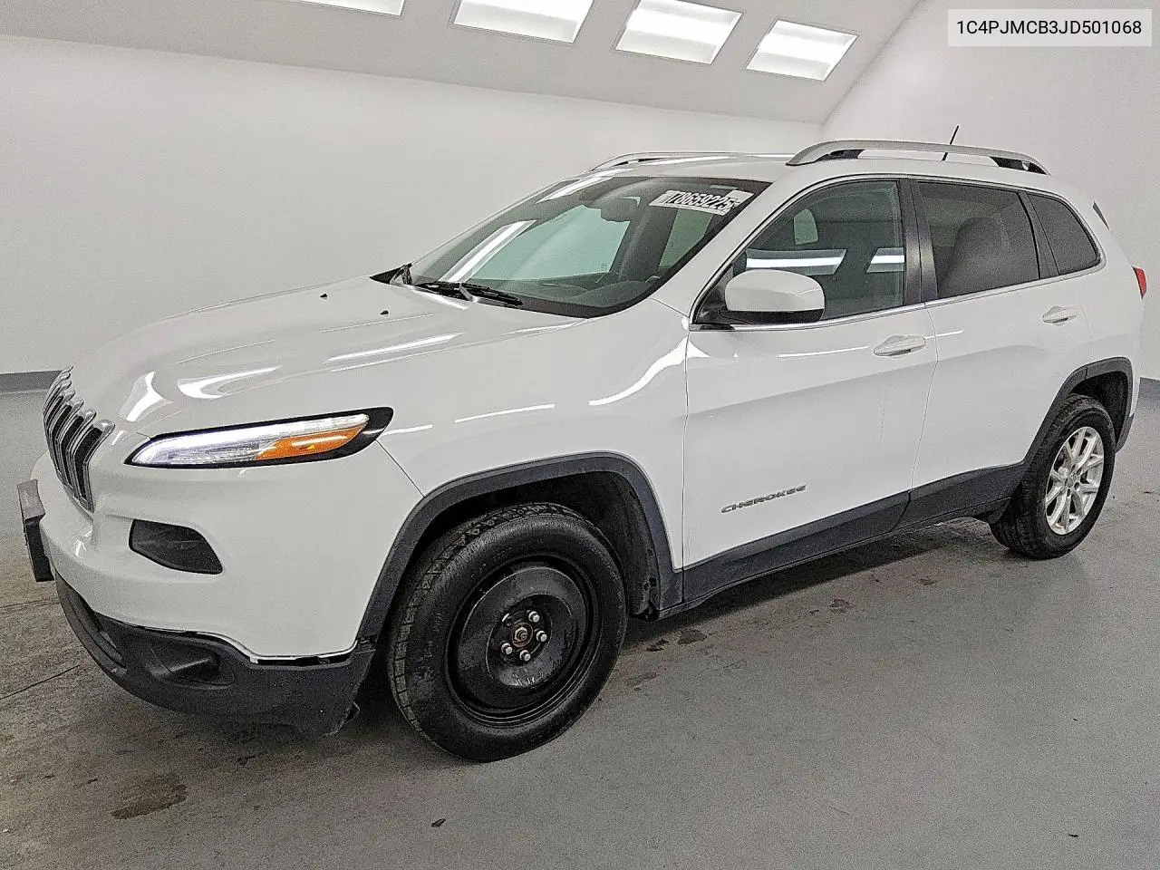 JEEP CHEROKEE 2018, VIN 1C4PJMCB3JD501068