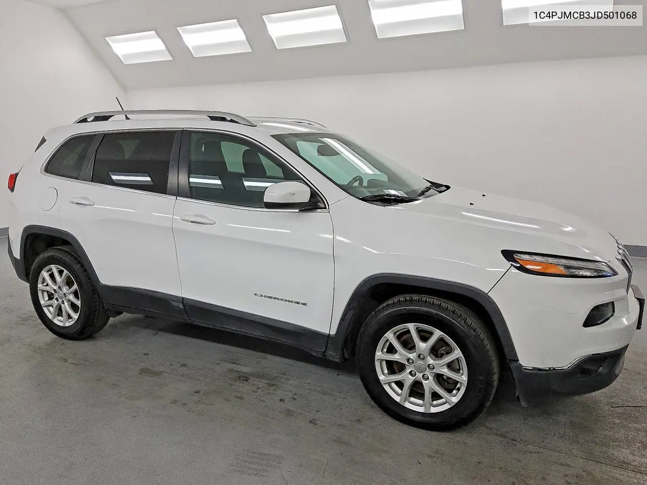 2018 JEEP CHEROKEE VIN 1C4PJMCB3JD501068 — фото 4