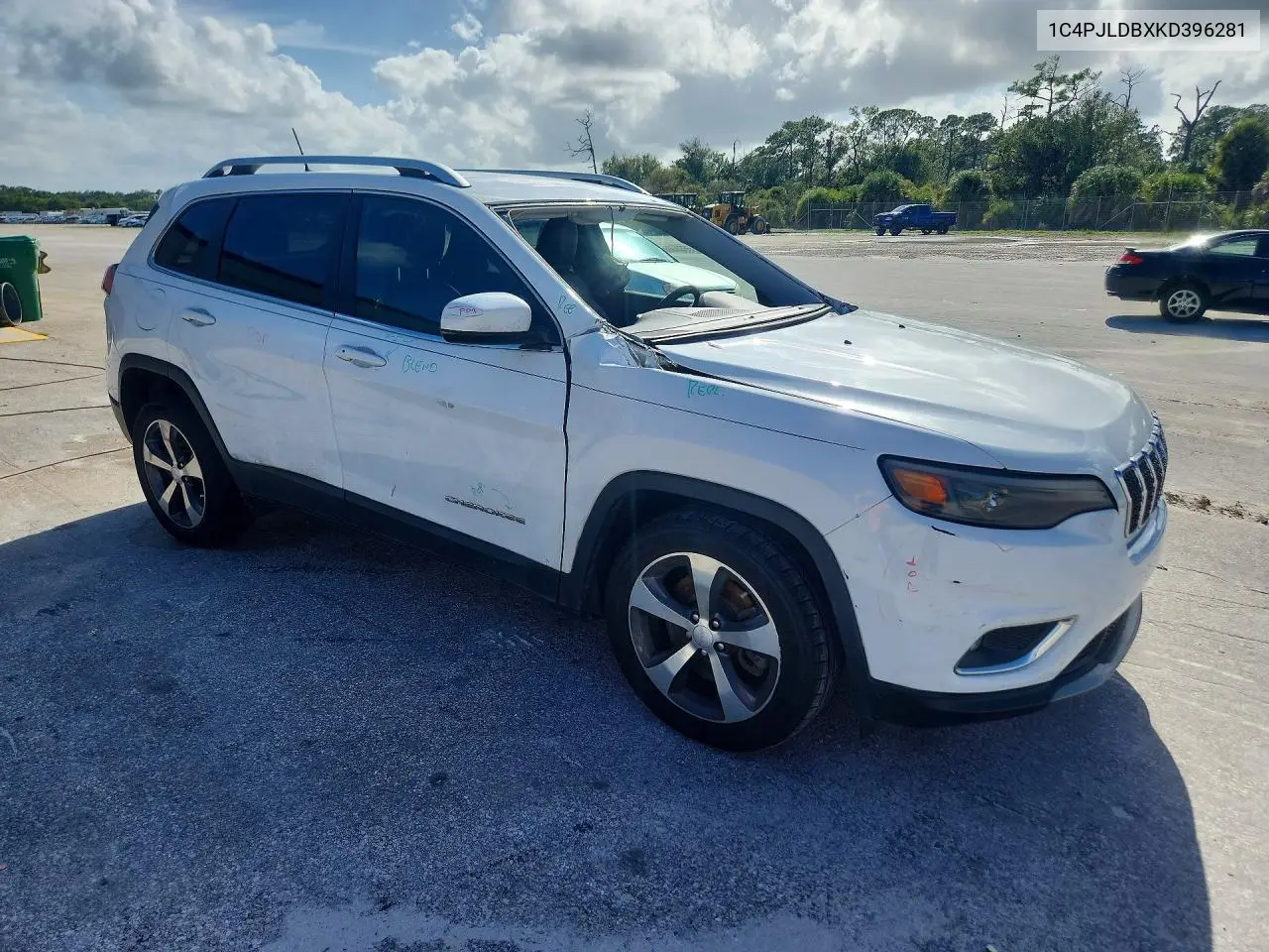 2019 JEEP CHEROKEE VIN 1C4PJLDBXKD396281 — фото 4