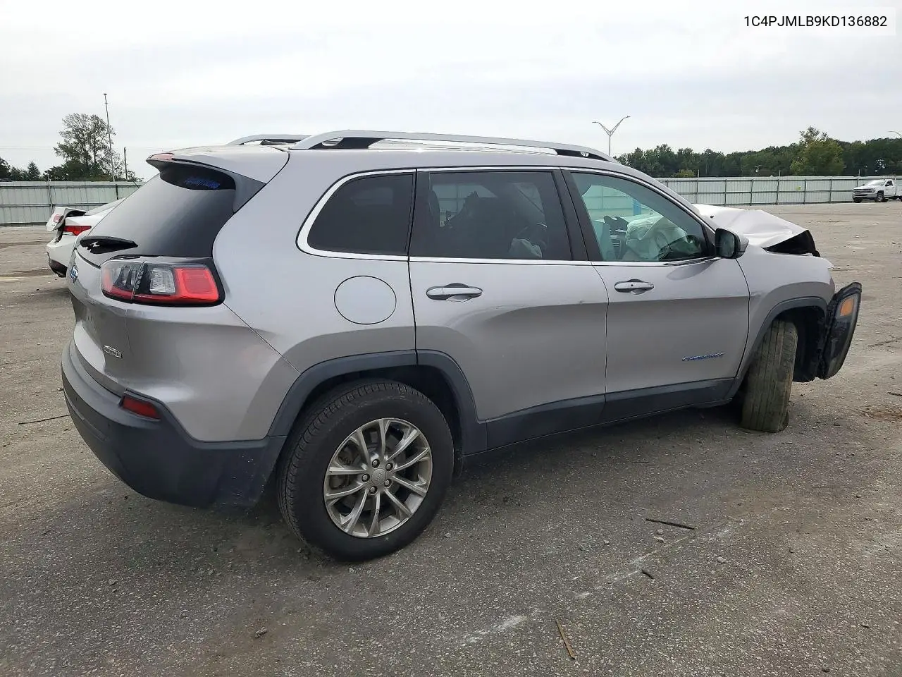 2019 JEEP CHEROKEE VIN 1C4PJMLB9KD136882 — фото 3