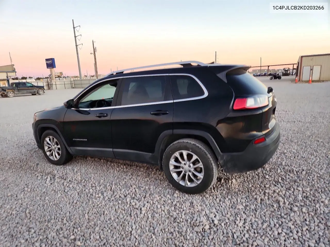 2019 JEEP CHEROKEE VIN 1C4PJLCB2KD203266 — фото 2