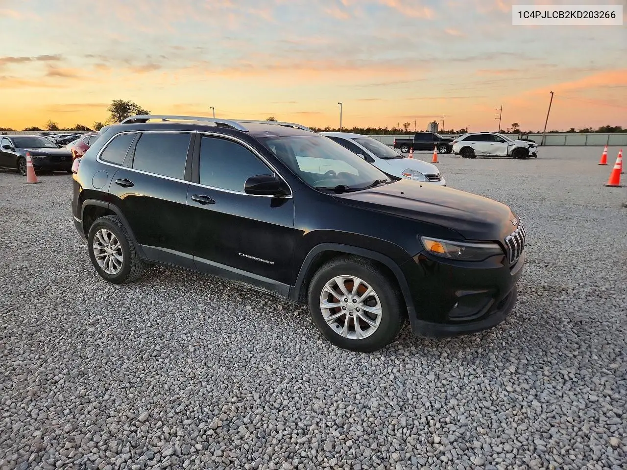 2019 JEEP CHEROKEE VIN 1C4PJLCB2KD203266 — фото 4