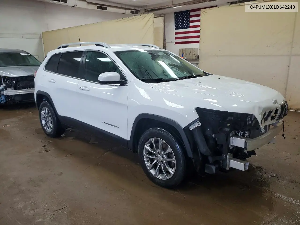 2020 JEEP CHEROKEE VIN 1C4PJMLX0LD642243 — фото 4