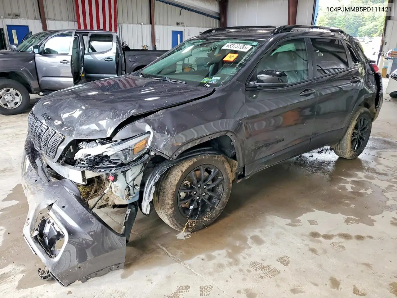 JEEP CHEROKEE 2023, VIN 1C4PJMMB5PD111421