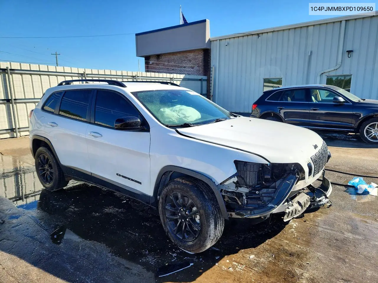 2023 JEEP CHEROKEE VIN 1C4PJMMBXPD109650 — фото 4