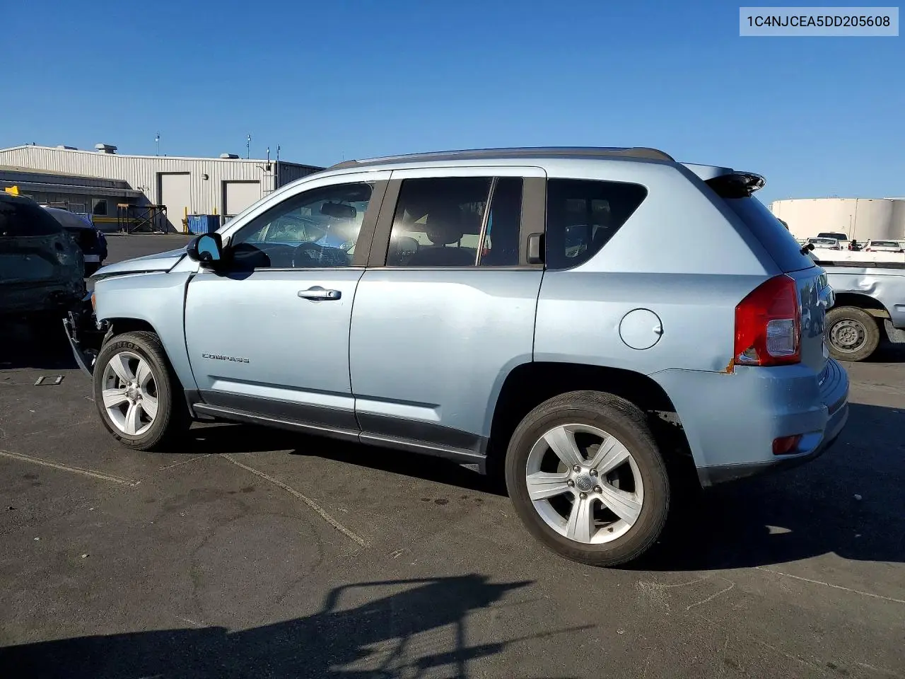 2013 JEEP COMPASS VIN 1C4NJCEA5DD205608 — фото 2