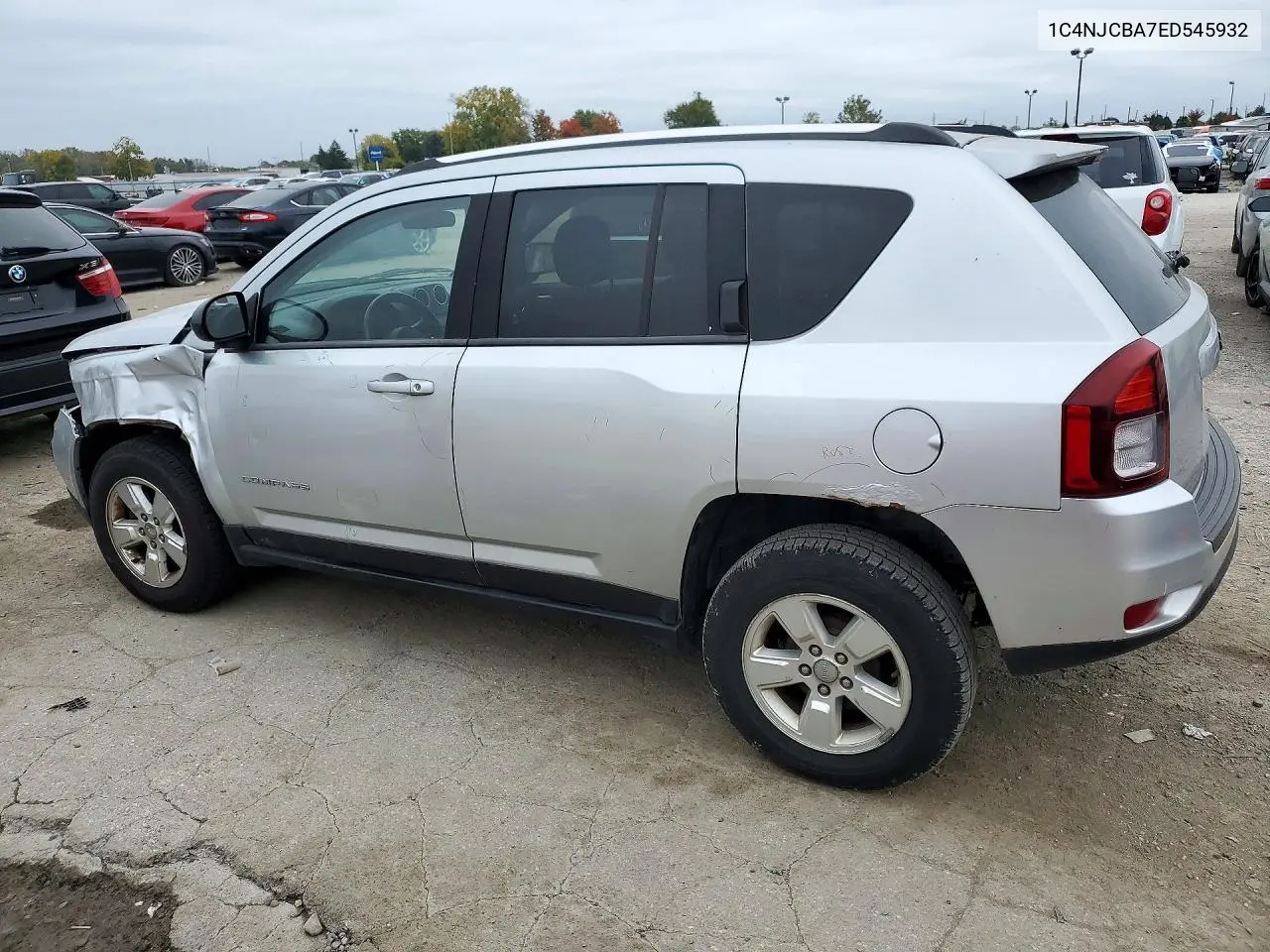 2014 JEEP COMPASS VIN 1C4NJCBA7ED545932 — фото 2