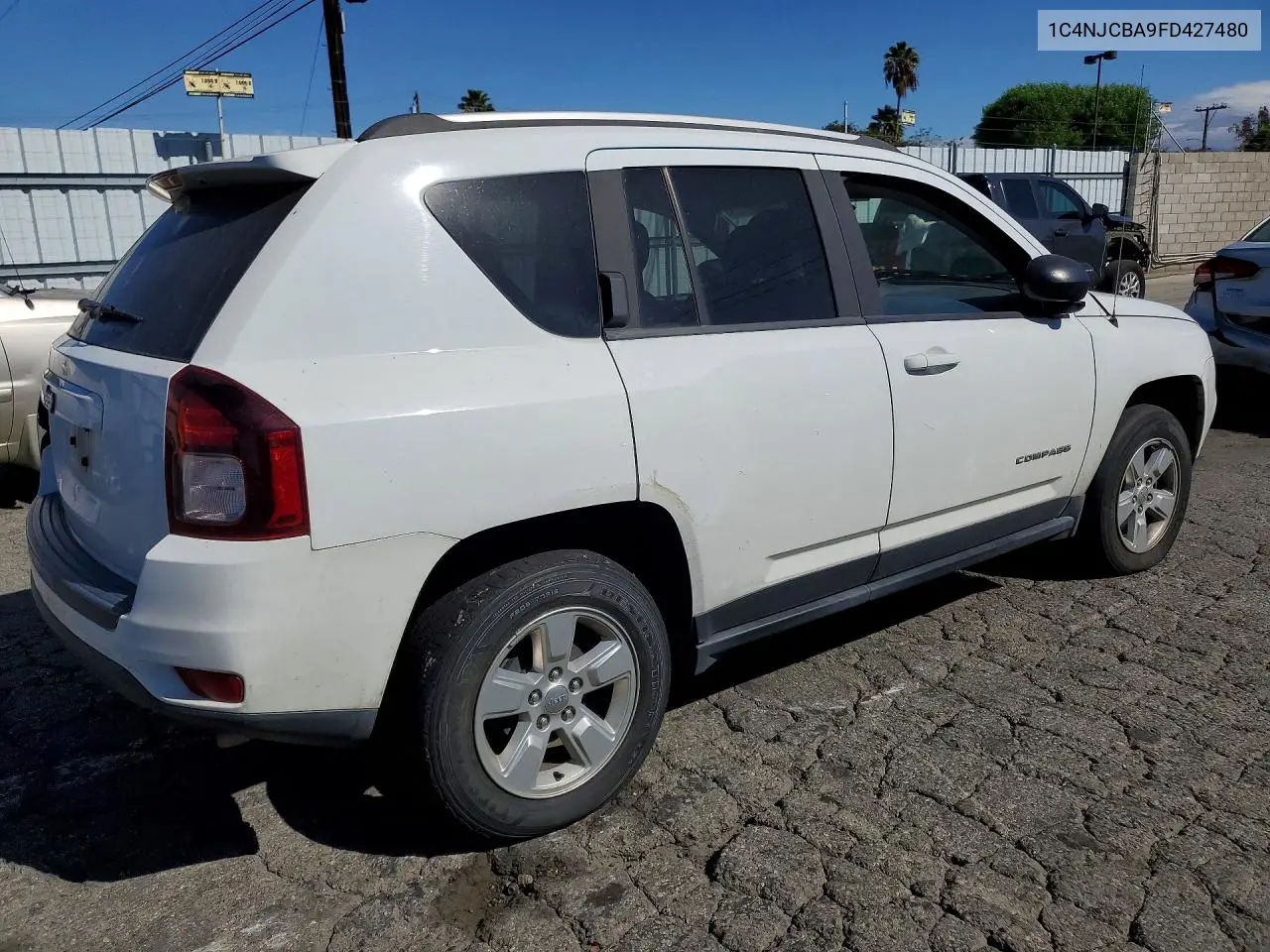 2015 JEEP COMPASS VIN 1C4NJCBA9FD427480 — фото 3