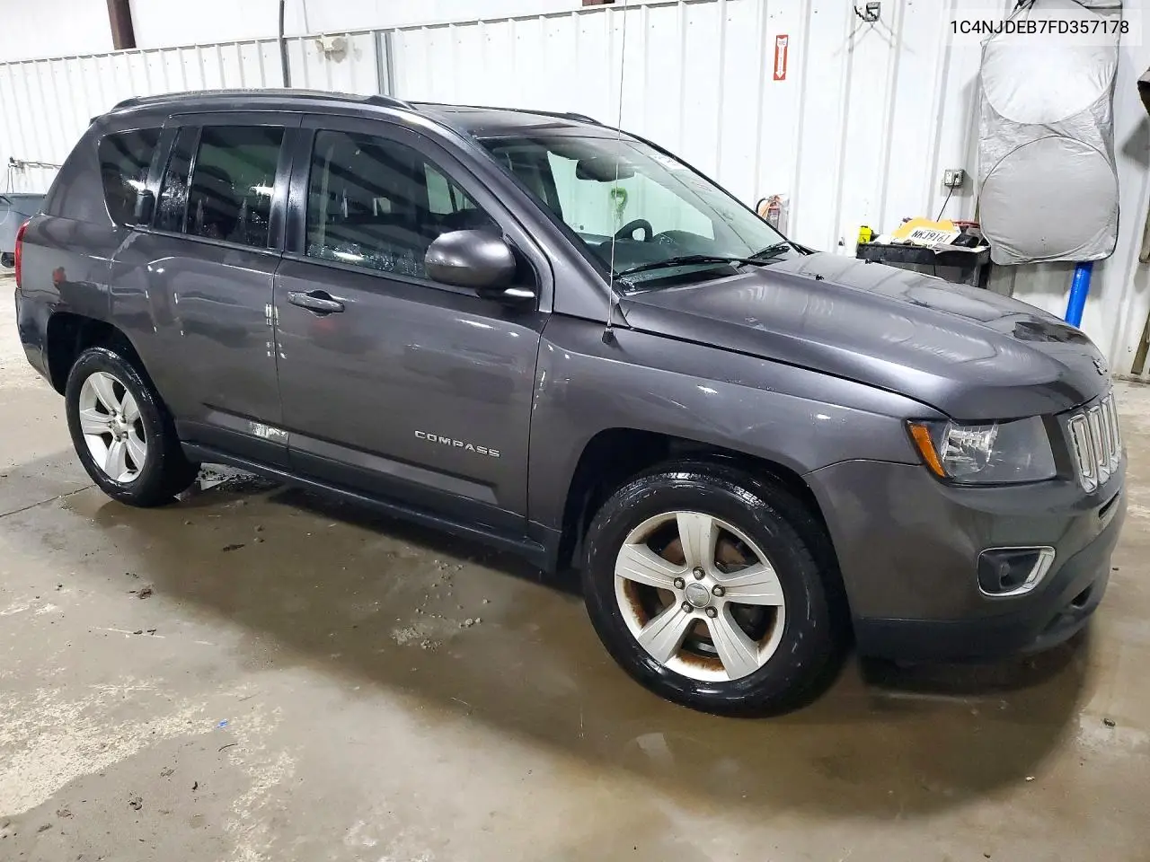 2015 JEEP COMPASS VIN 1C4NJDEB7FD357178 — фото 4
