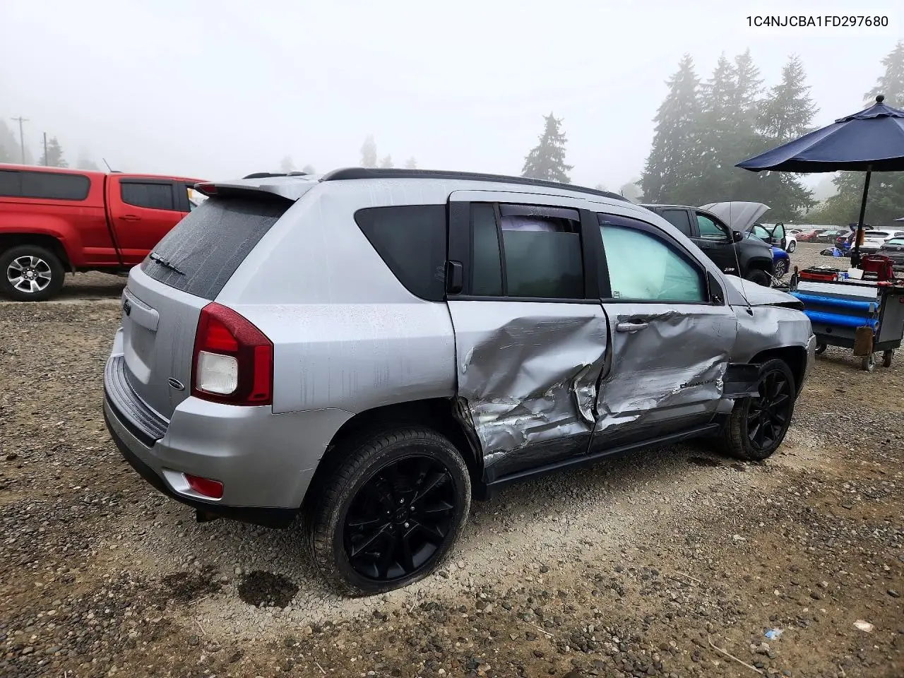 2015 JEEP COMPASS VIN 1C4NJCBA1FD297680 — фото 3