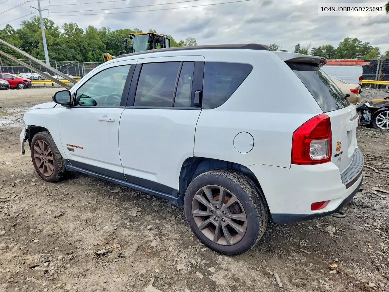 2016 JEEP COMPASS VIN 1C4NJDBB4GD725693 — фото 2