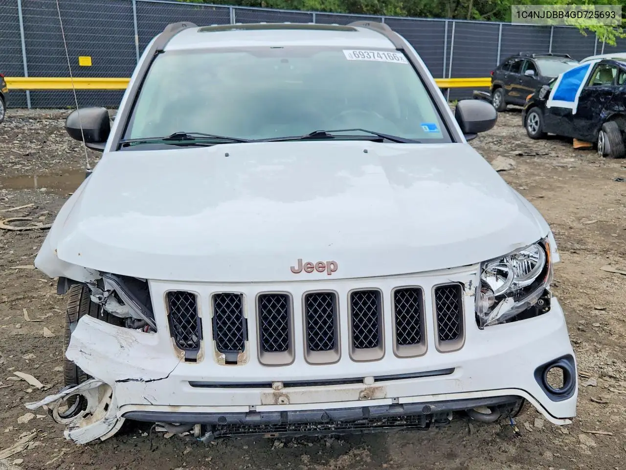 2016 JEEP COMPASS VIN 1C4NJDBB4GD725693 — фото 5