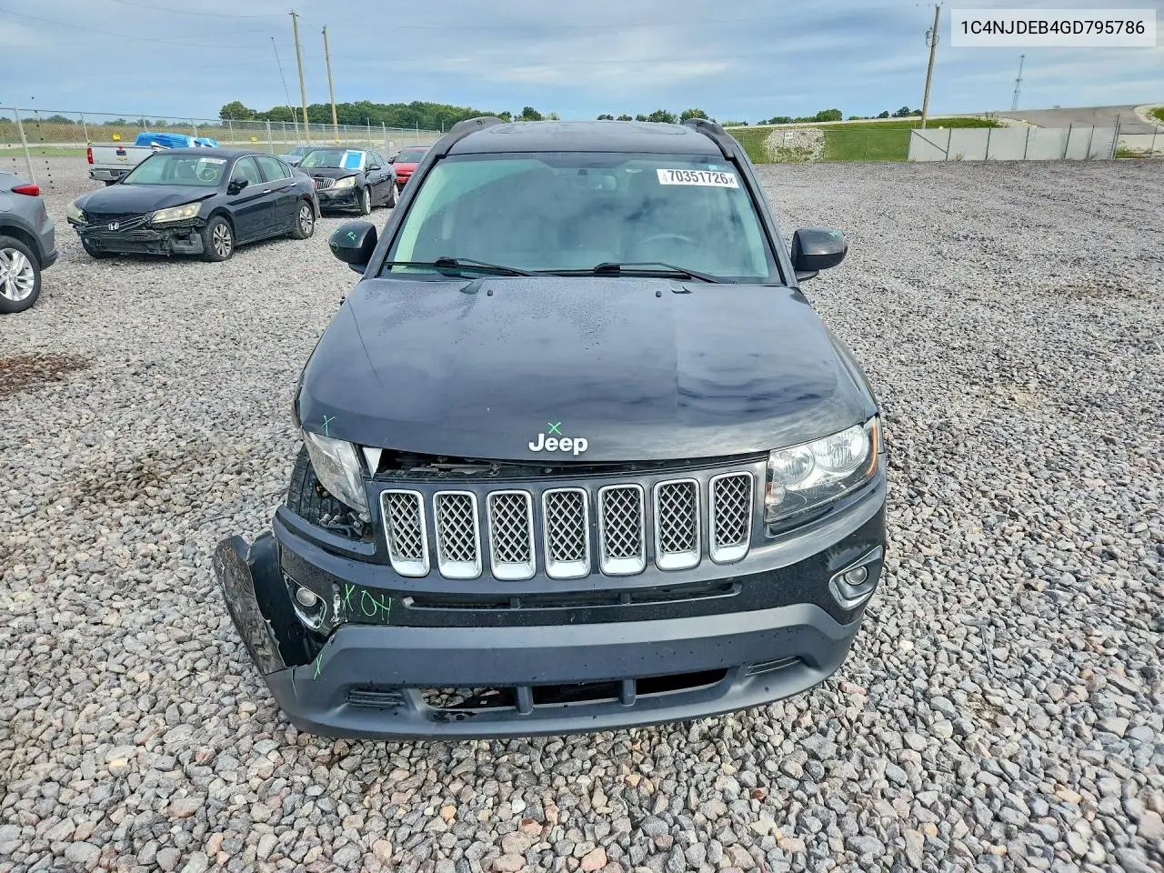 2016 JEEP COMPASS VIN 1C4NJDEB4GD795786 — фото 5
