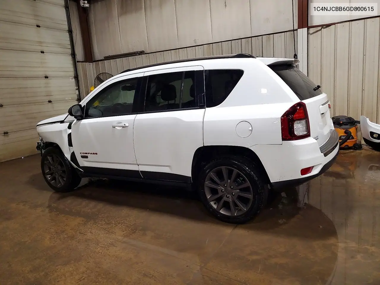 2016 JEEP COMPASS VIN 1C4NJCBB6GD800615 — фото 2