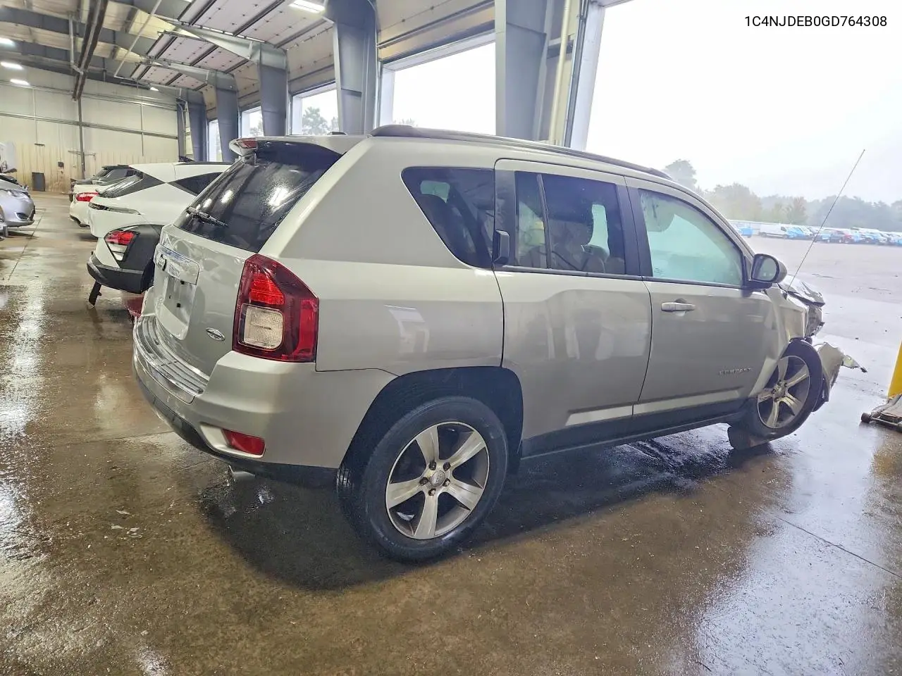 2016 JEEP COMPASS VIN 1C4NJDEB0GD764308 — фото 3