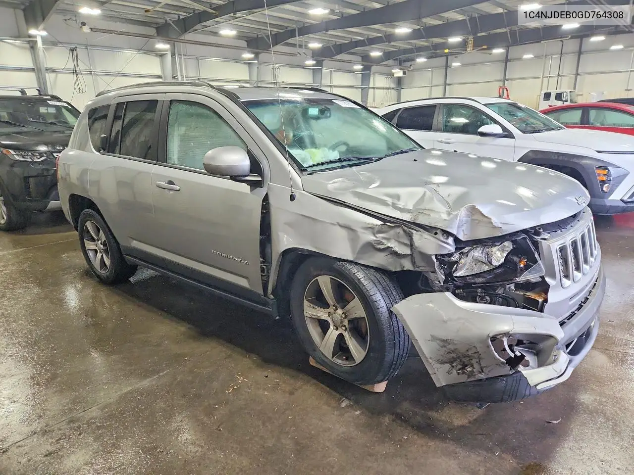 2016 JEEP COMPASS VIN 1C4NJDEB0GD764308 — фото 4