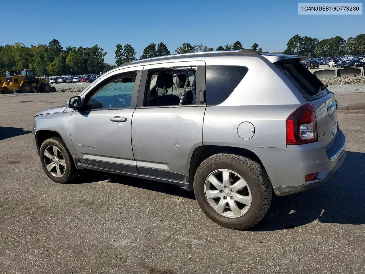 2016 JEEP COMPASS VIN 1C4NJDEB1GD773230 — фото 2