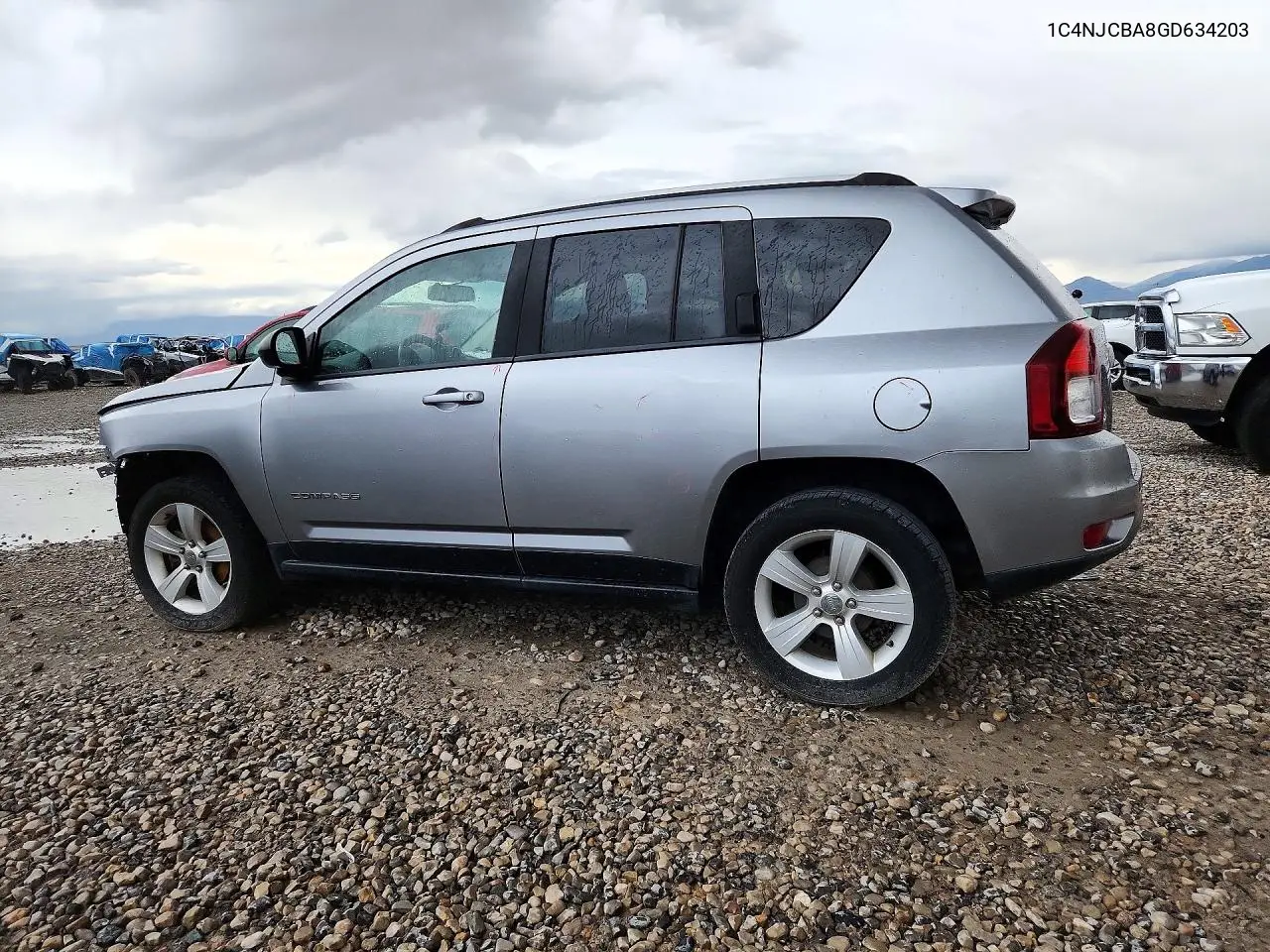 2016 JEEP COMPASS VIN 1C4NJCBA8GD634203 — фото 2