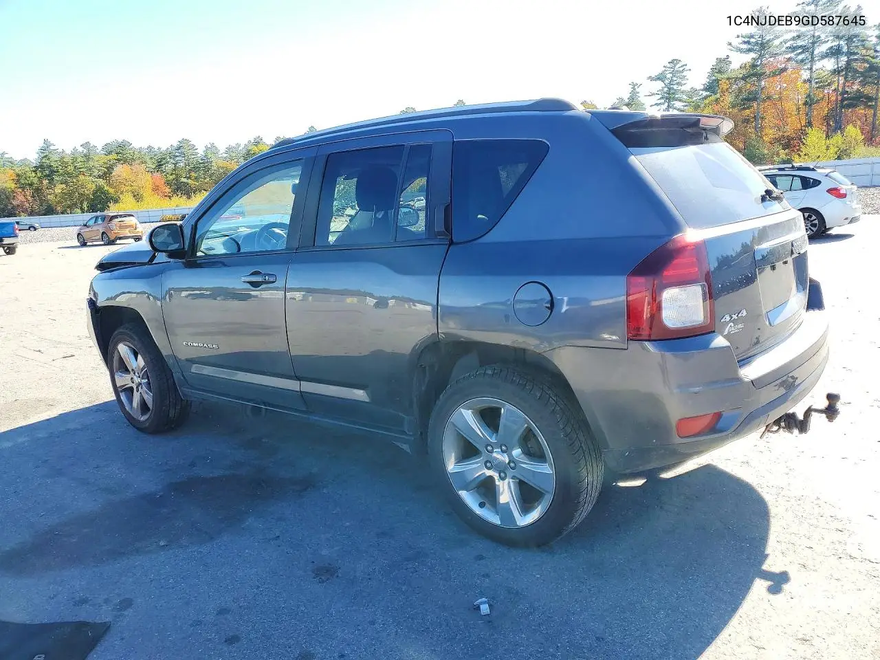 2016 JEEP COMPASS VIN 1C4NJDEB9GD587645 — фото 2