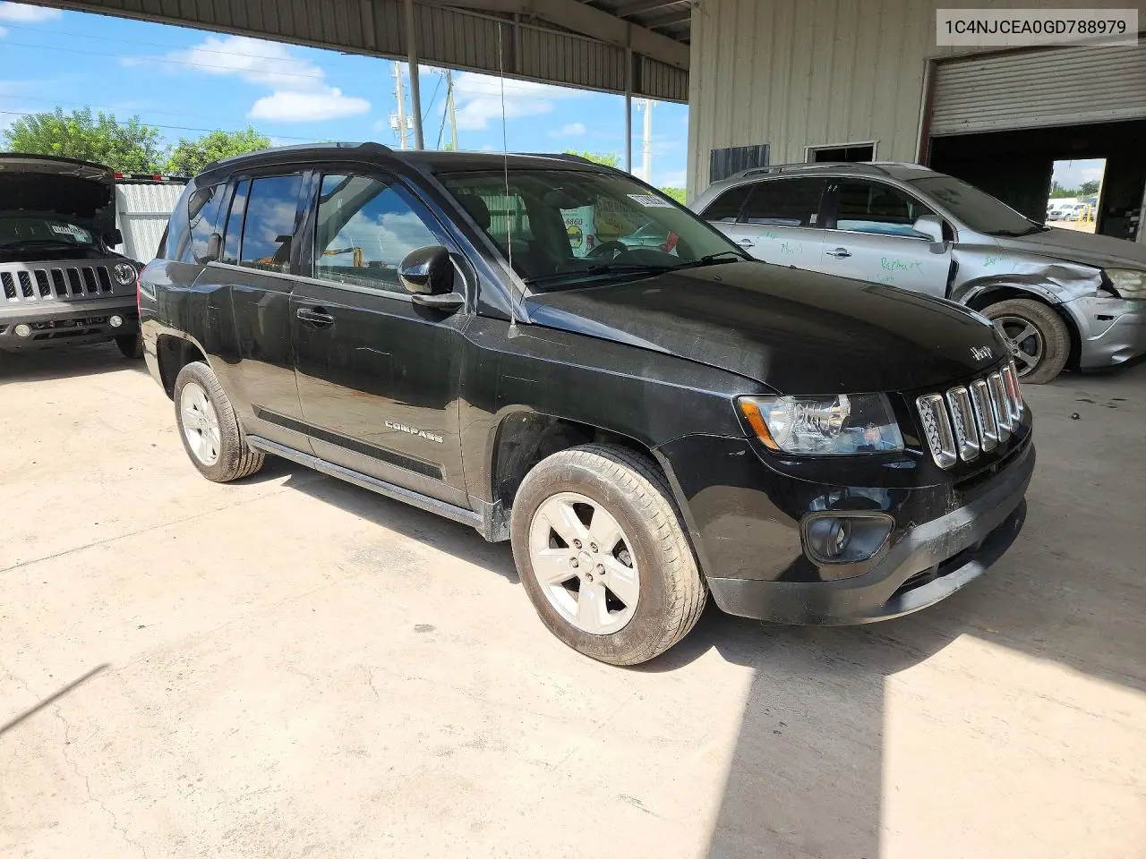 2016 JEEP COMPASS VIN 1C4NJCEA0GD788979 — фото 4