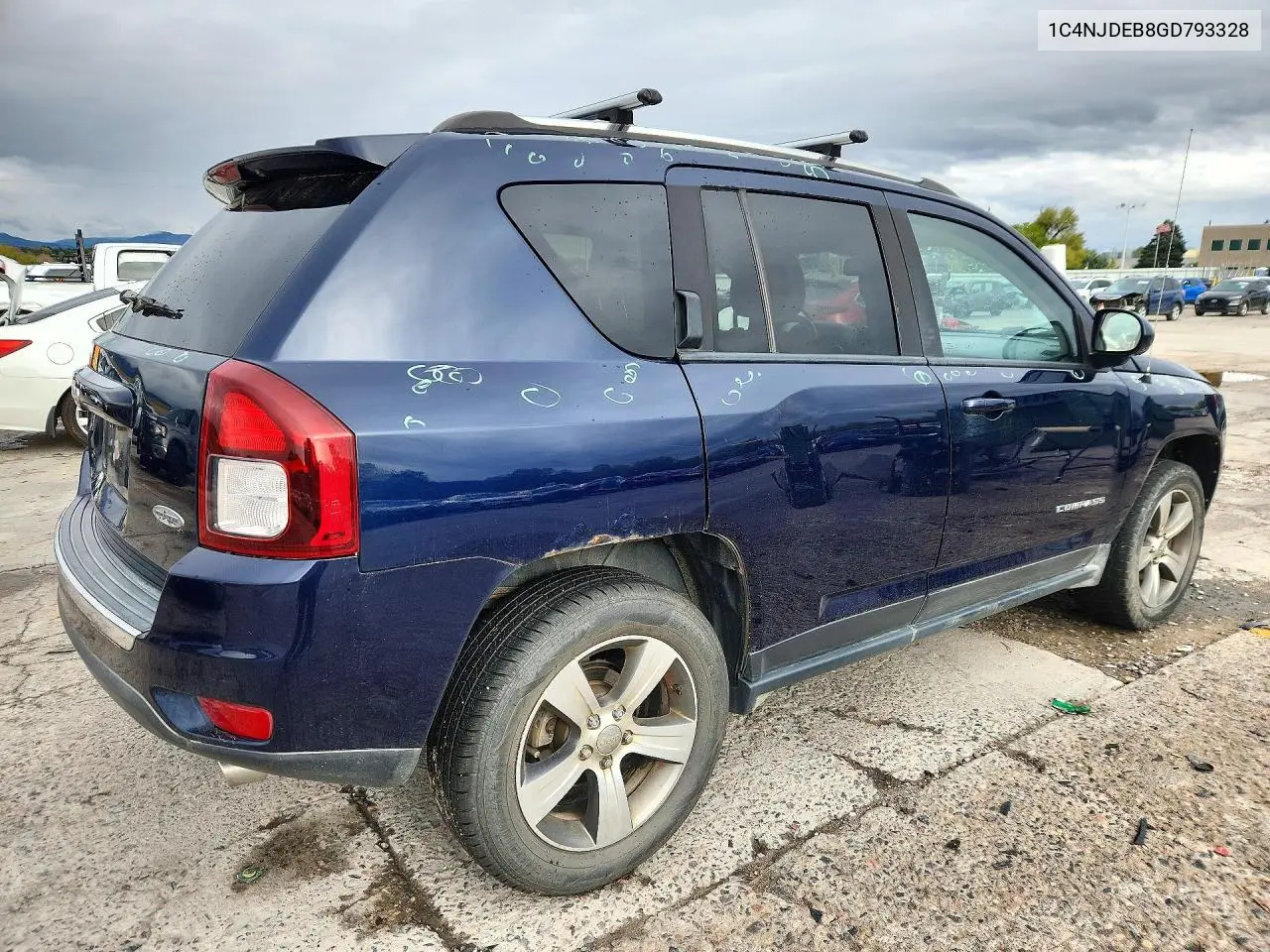 2016 JEEP COMPASS VIN 1C4NJDEB8GD793328 — фото 3