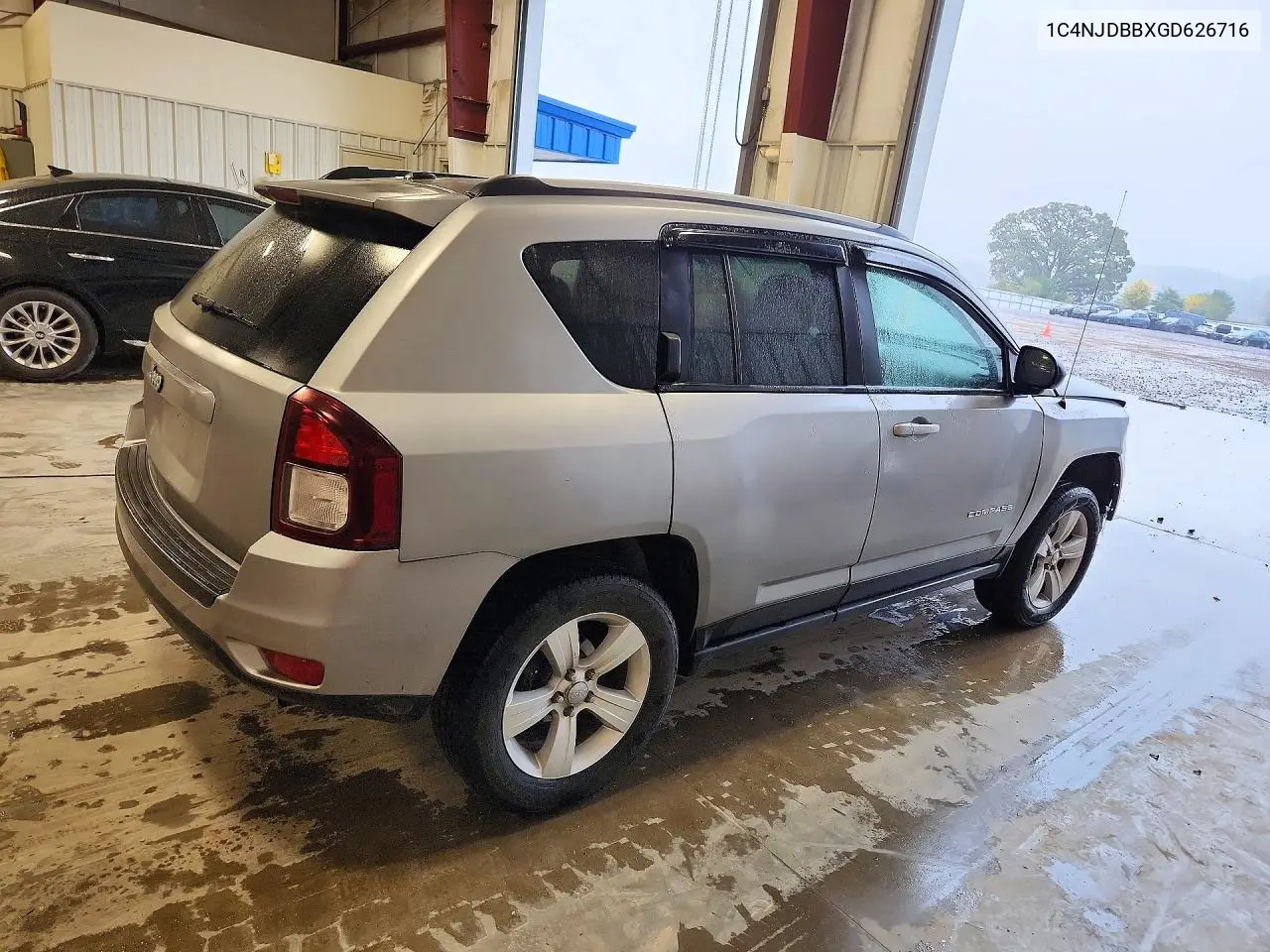 2016 JEEP COMPASS VIN 1C4NJDBBXGD626716 — фото 3