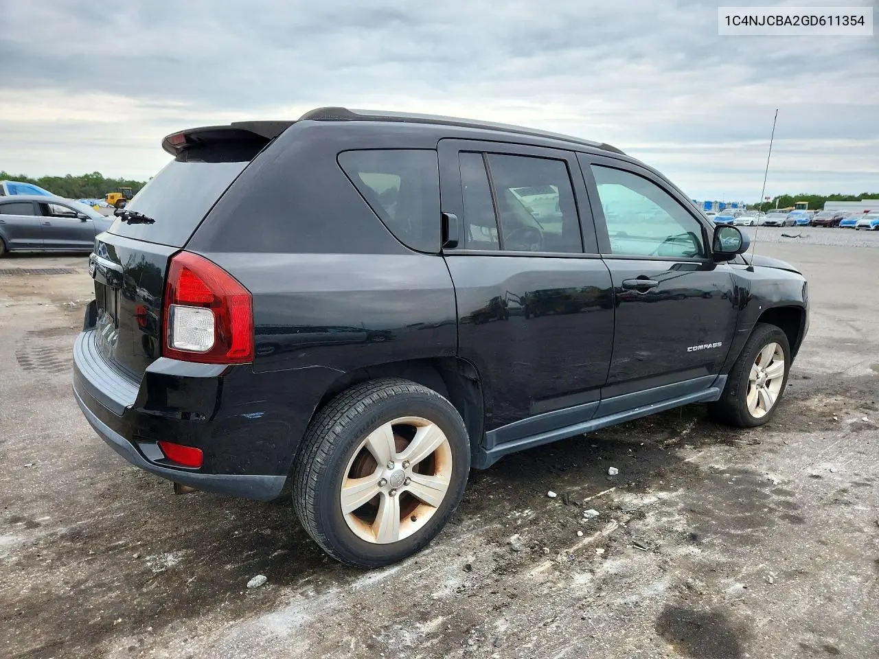2016 JEEP COMPASS VIN 1C4NJCBA2GD611354 — фото 3