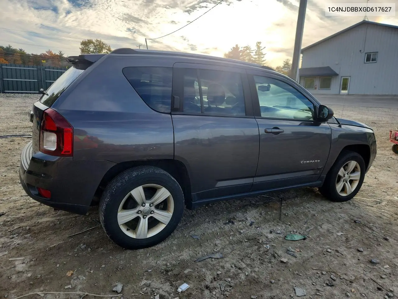 2016 JEEP COMPASS VIN 1C4NJDBBXGD617627 — фото 3