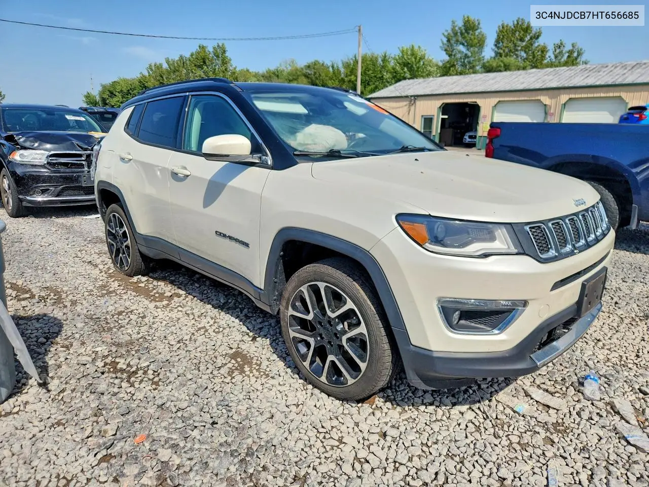 2017 JEEP COMPASS VIN 3C4NJDCB7HT656685 — фото 4