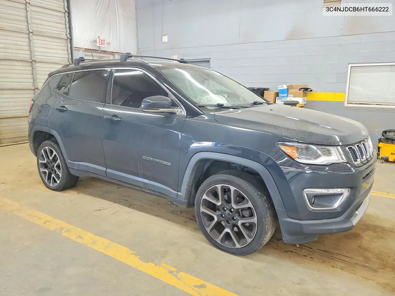 2017 JEEP COMPASS VIN 3C4NJDCB6HT666222 — фото 4