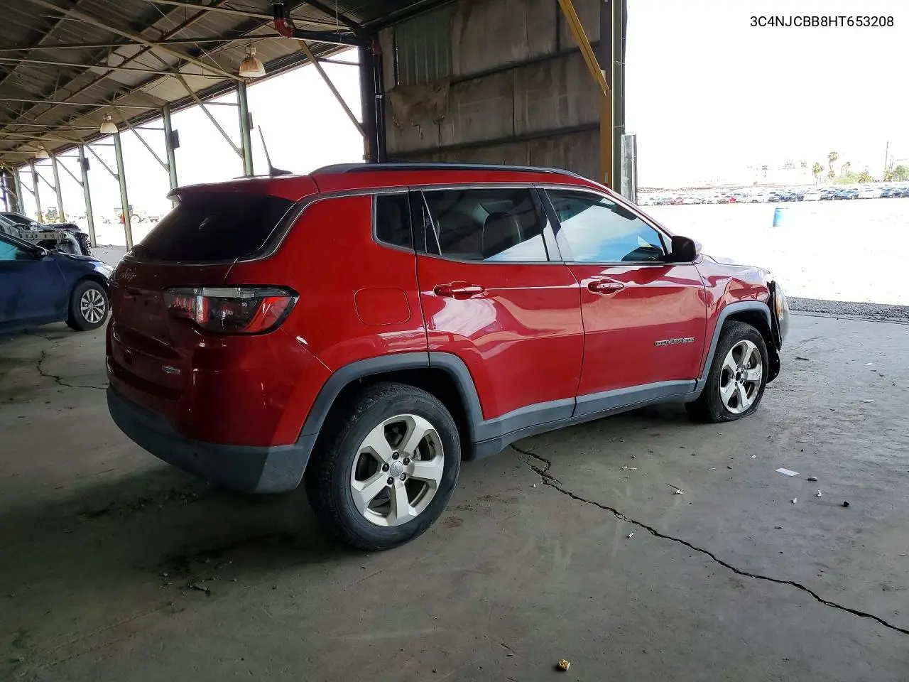 2017 JEEP COMPASS VIN 3C4NJCBB8HT653208 — фото 3