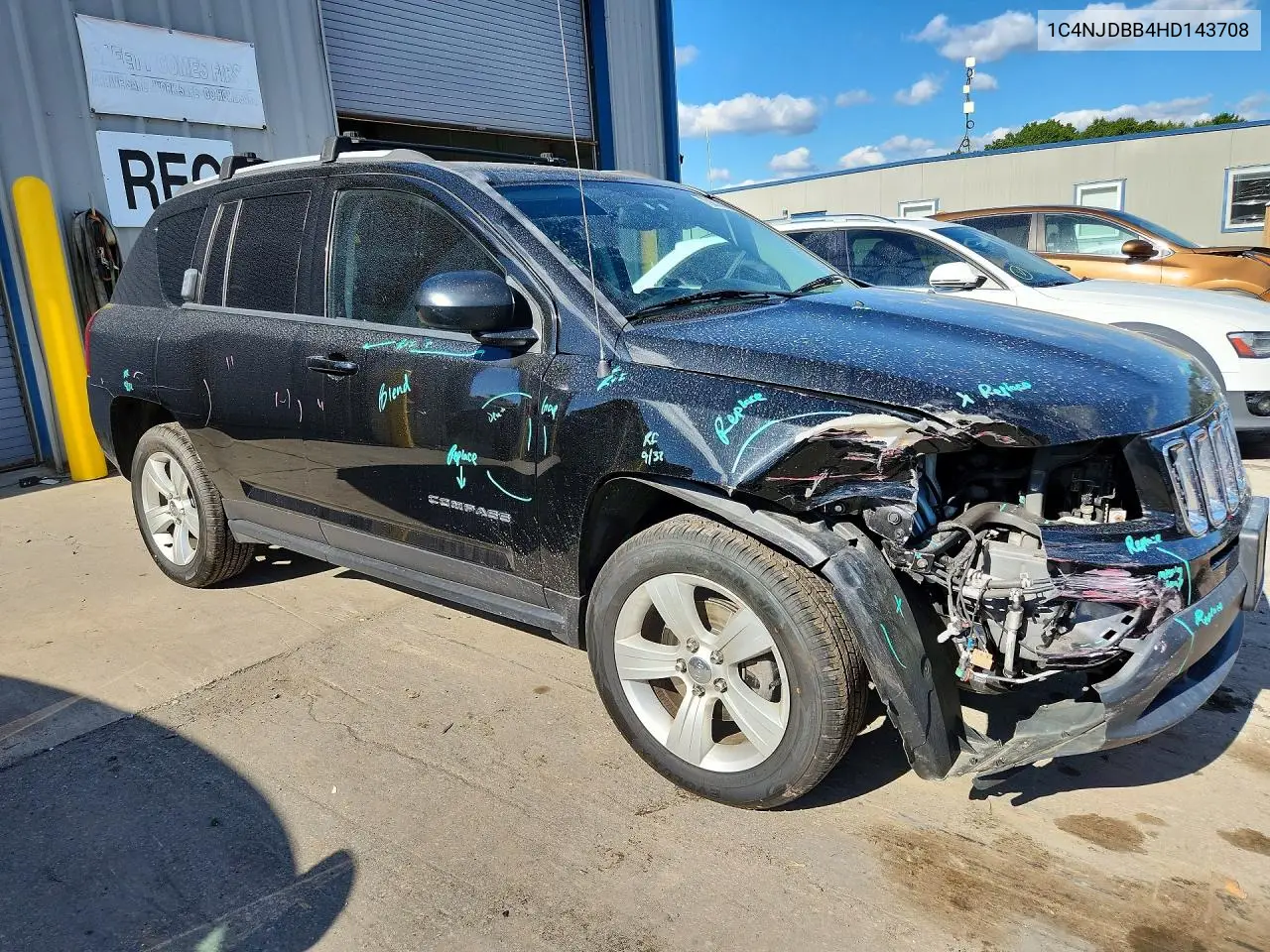 2017 JEEP COMPASS VIN 1C4NJDBB4HD143708 — фото 4