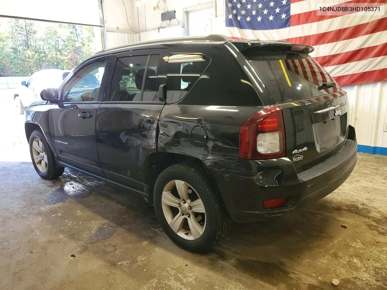 2017 JEEP COMPASS VIN 1C4NJDBB3HD105371 — фото 2