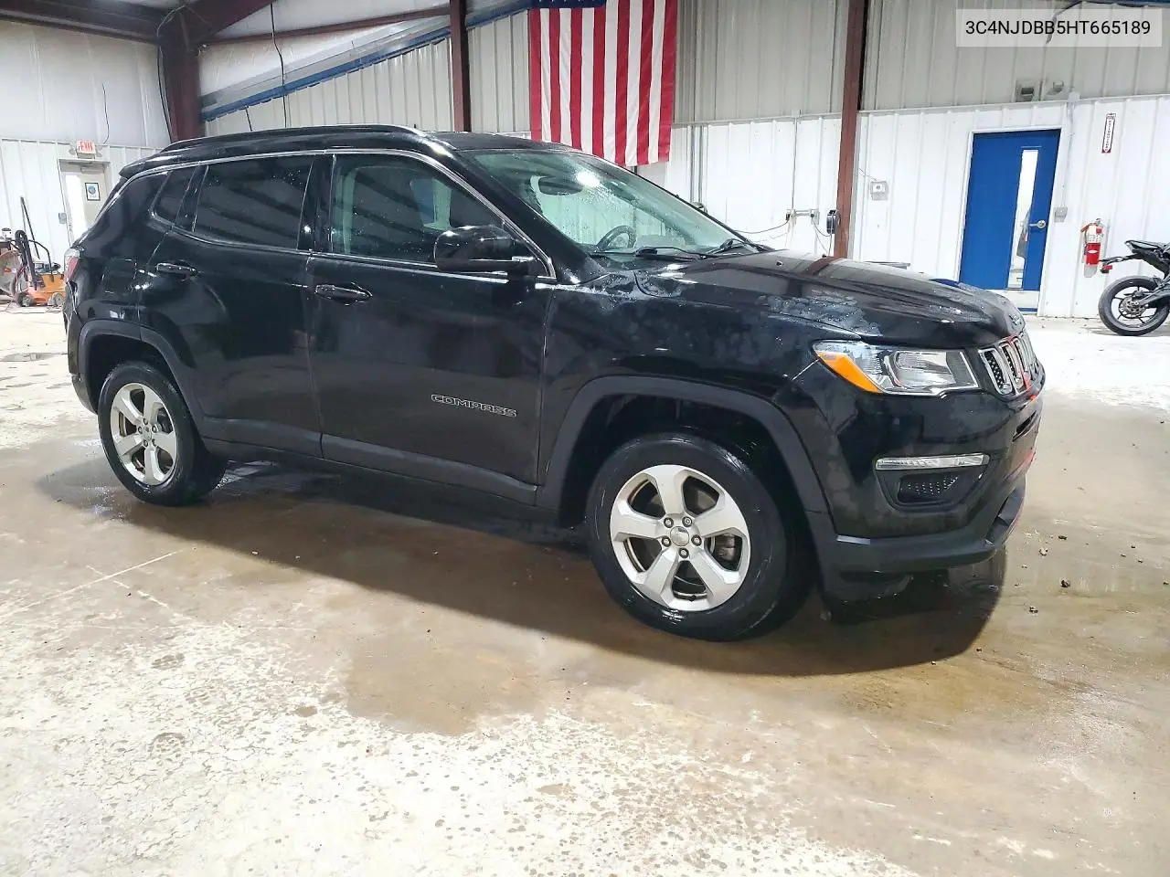 2017 JEEP COMPASS VIN 3C4NJDBB5HT665189 — фото 4