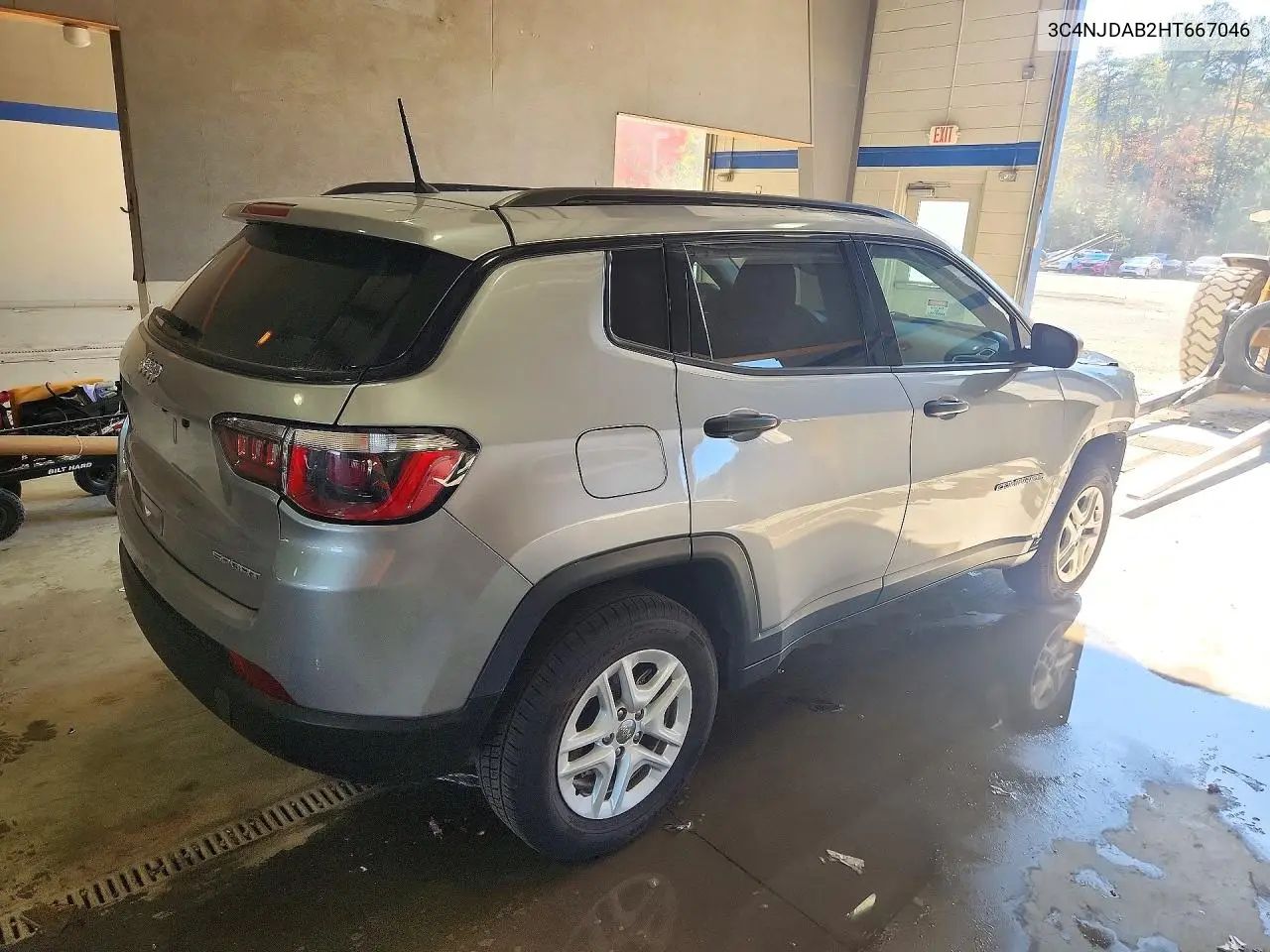 2017 JEEP COMPASS VIN 3C4NJDAB2HT667046 — фото 3