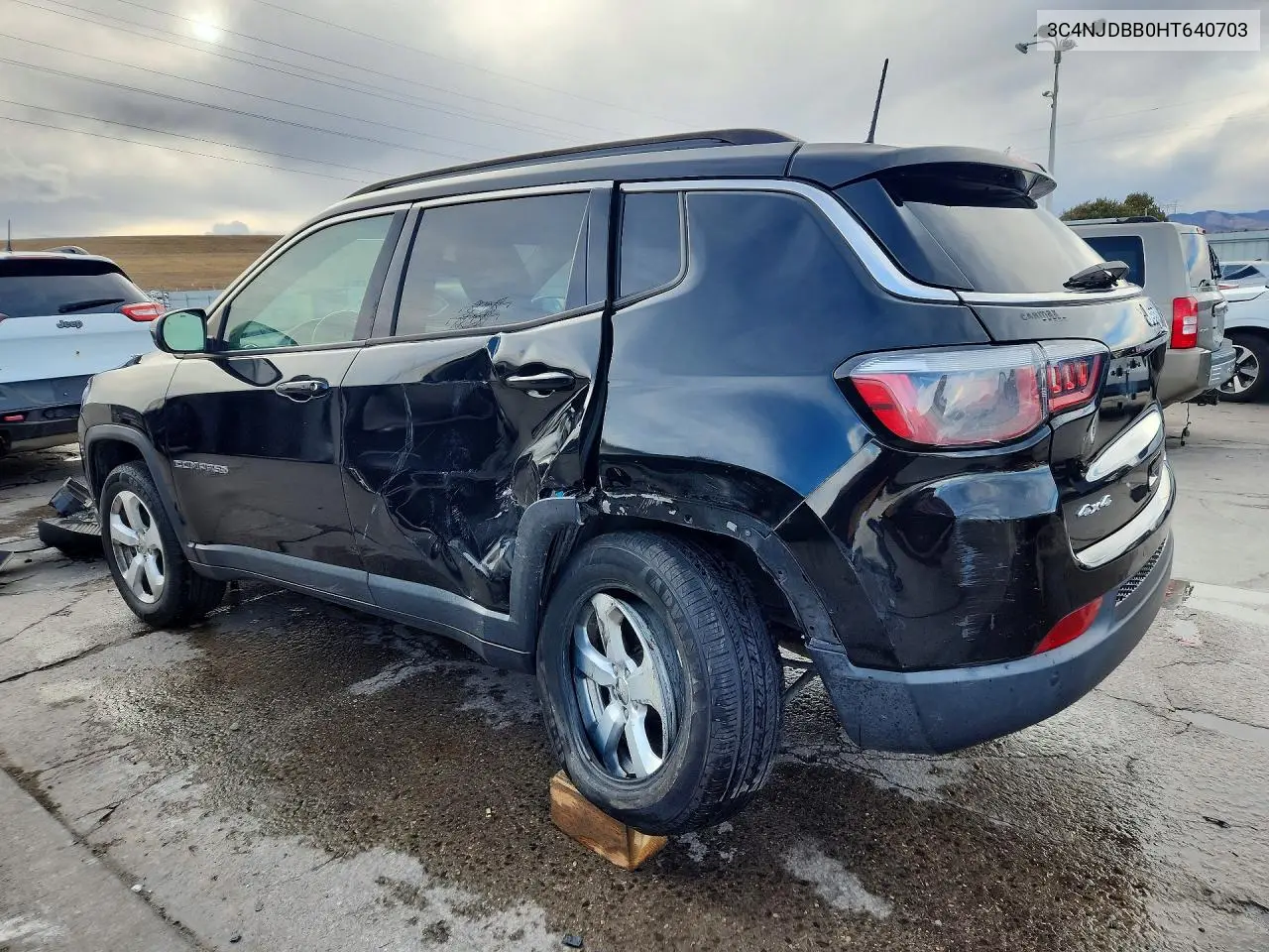 2017 JEEP COMPASS VIN 3C4NJDBB0HT640703 — фото 2