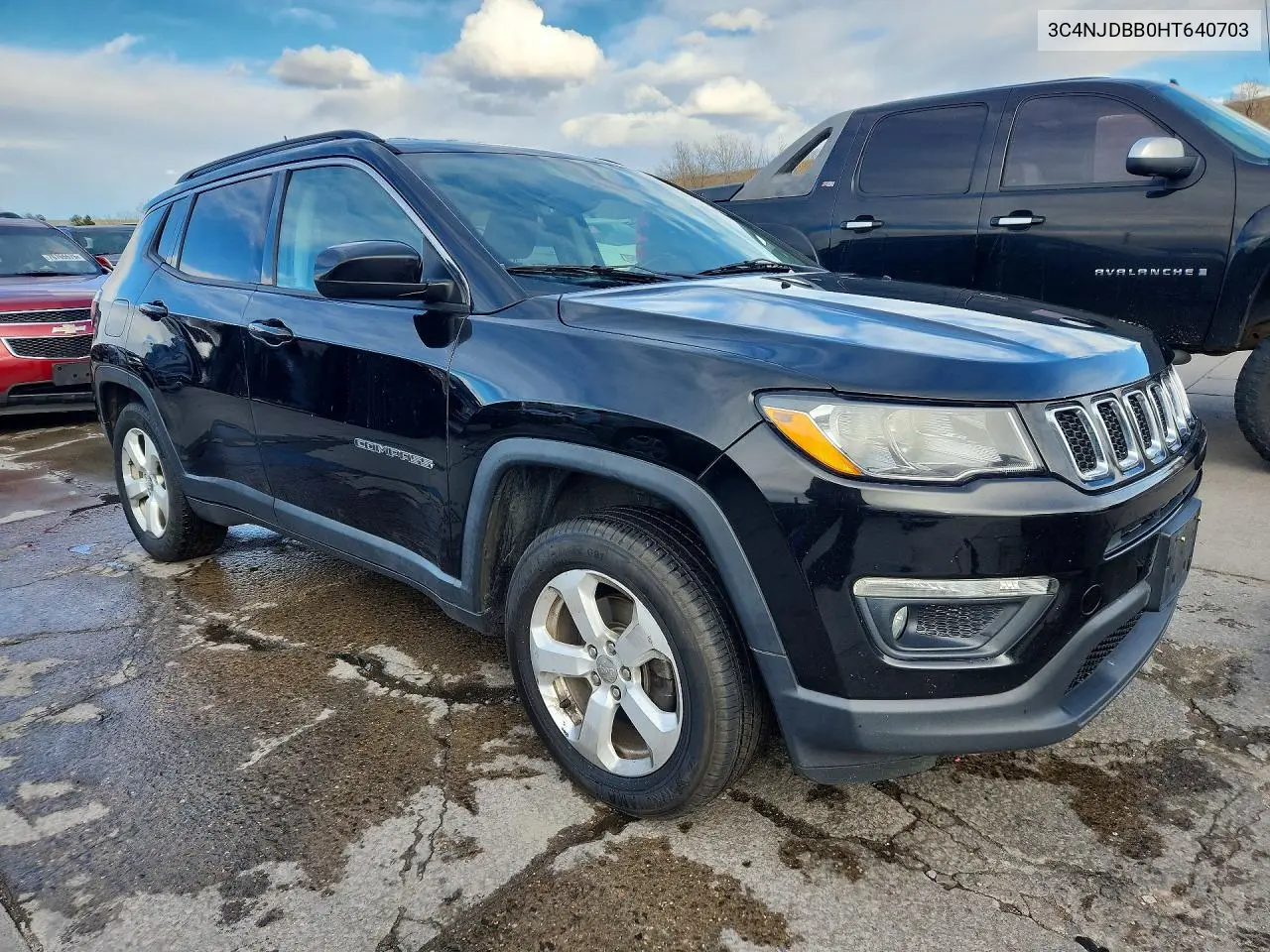 2017 JEEP COMPASS VIN 3C4NJDBB0HT640703 — фото 4