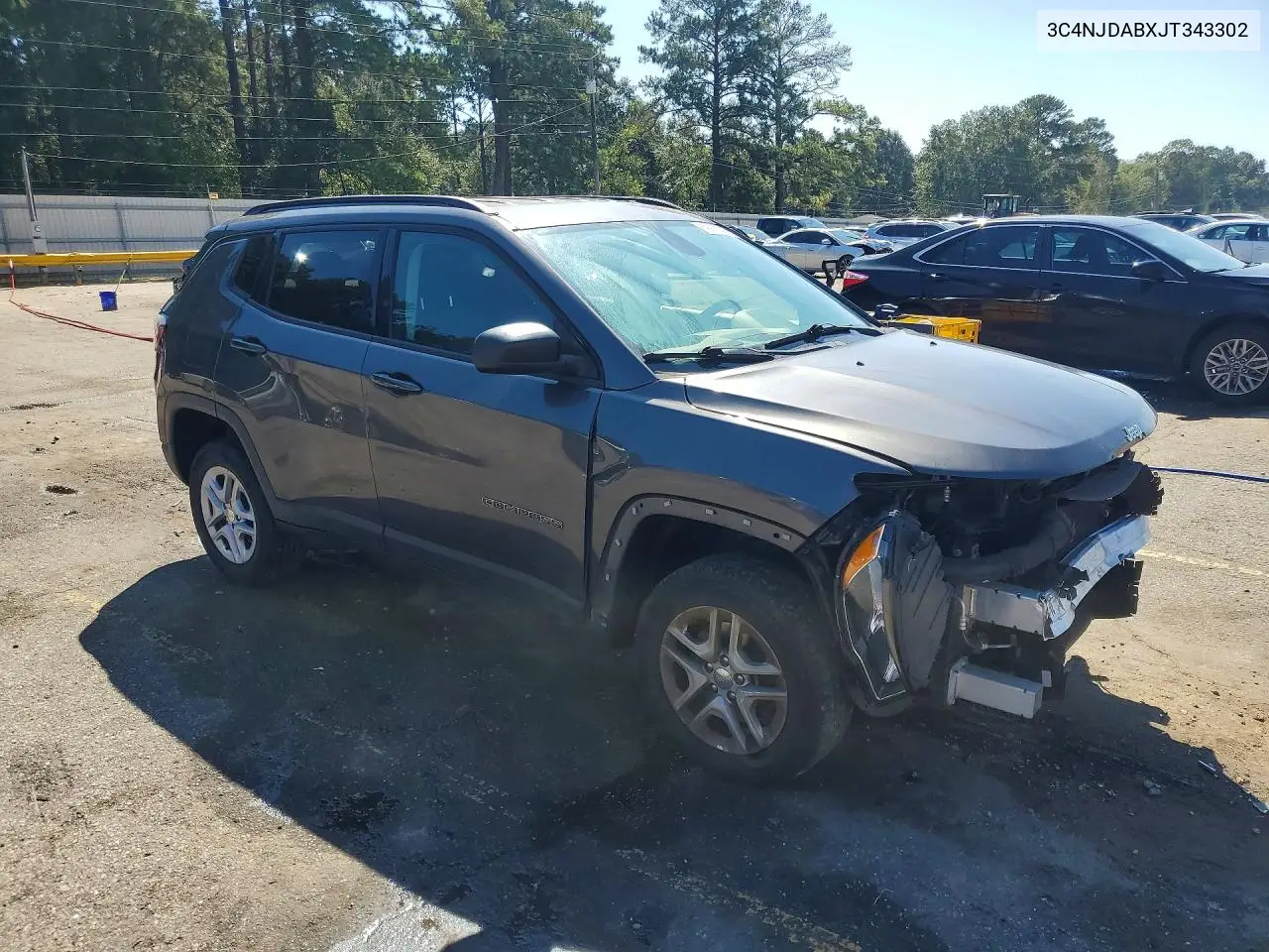 2018 JEEP COMPASS VIN 3C4NJDABXJT343302 — фото 4