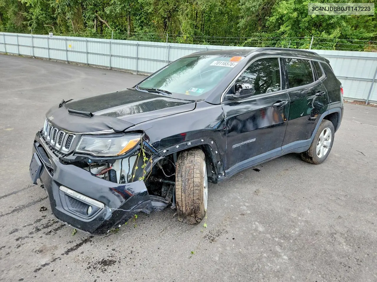 JEEP COMPASS 2018, VIN 3C4NJDBB0JT147223