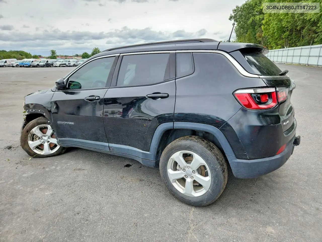 2018 JEEP COMPASS VIN 3C4NJDBB0JT147223 — фото 2