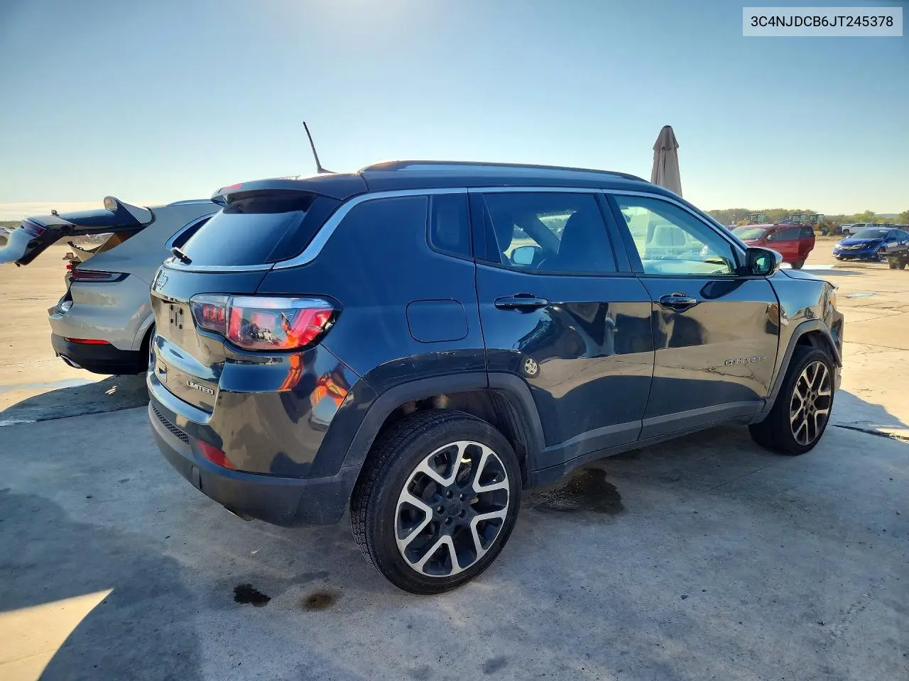 2018 JEEP COMPASS VIN 3C4NJDCB6JT245378 — фото 3