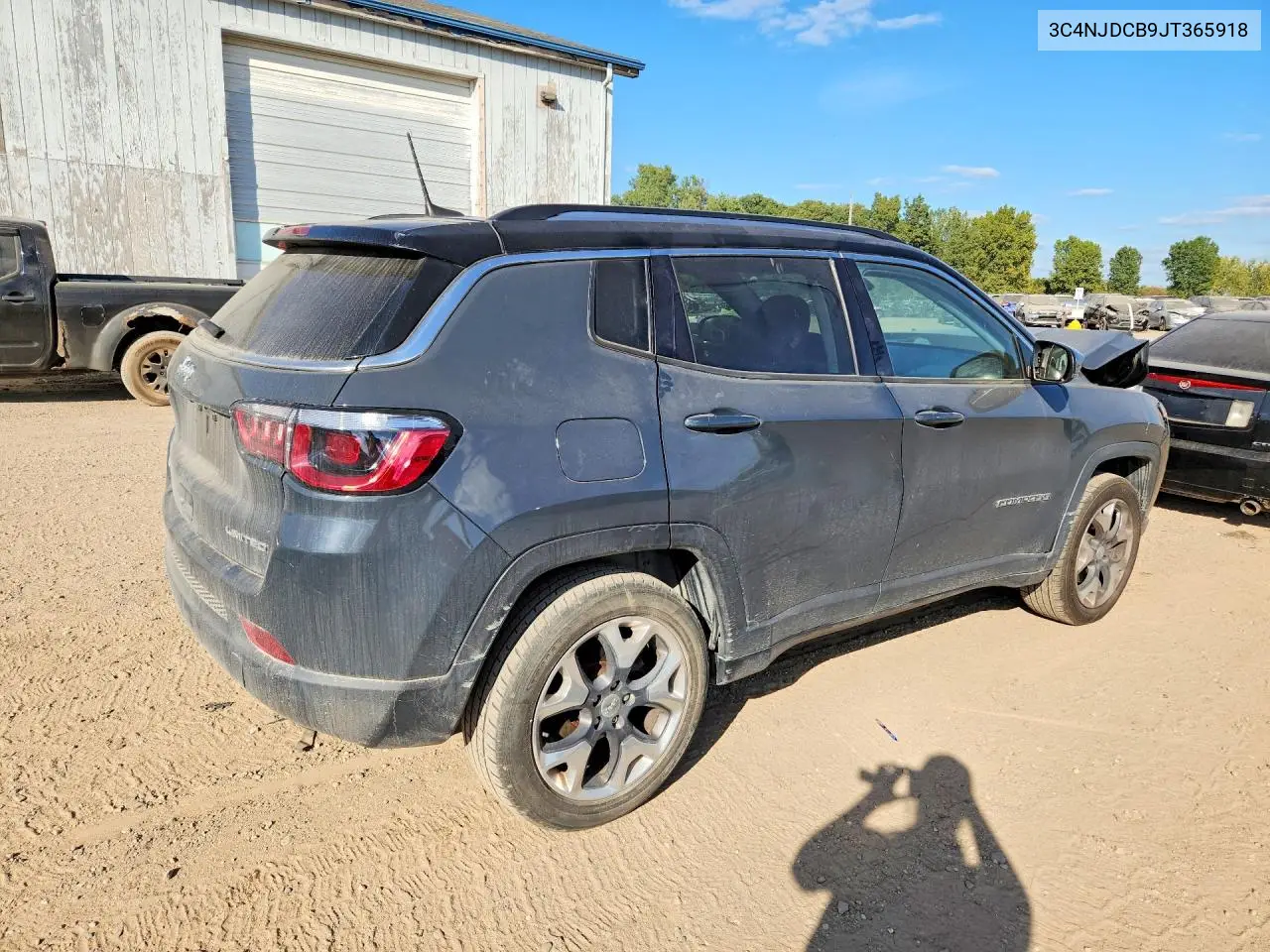 2018 JEEP COMPASS VIN 3C4NJDCB9JT365918 — фото 3