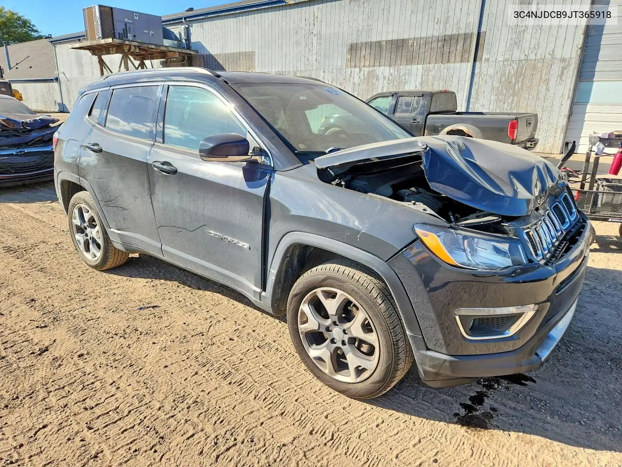 2018 JEEP COMPASS VIN 3C4NJDCB9JT365918 — фото 4