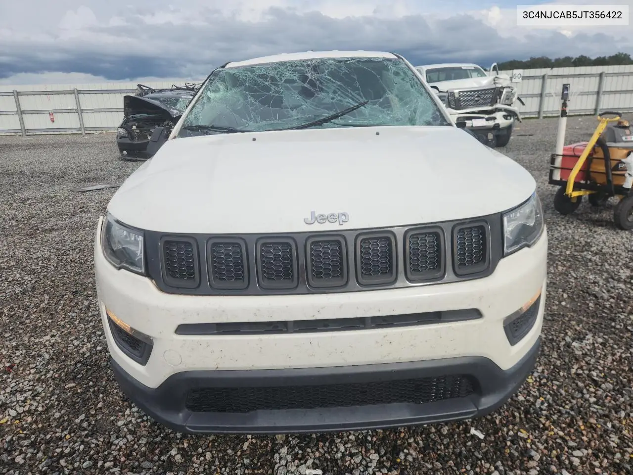 2018 JEEP COMPASS VIN 3C4NJCAB5JT356422 — фото 5