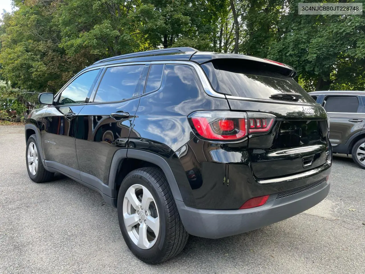 2018 JEEP COMPASS VIN 3C4NJCBB0JT228748 — фото 3